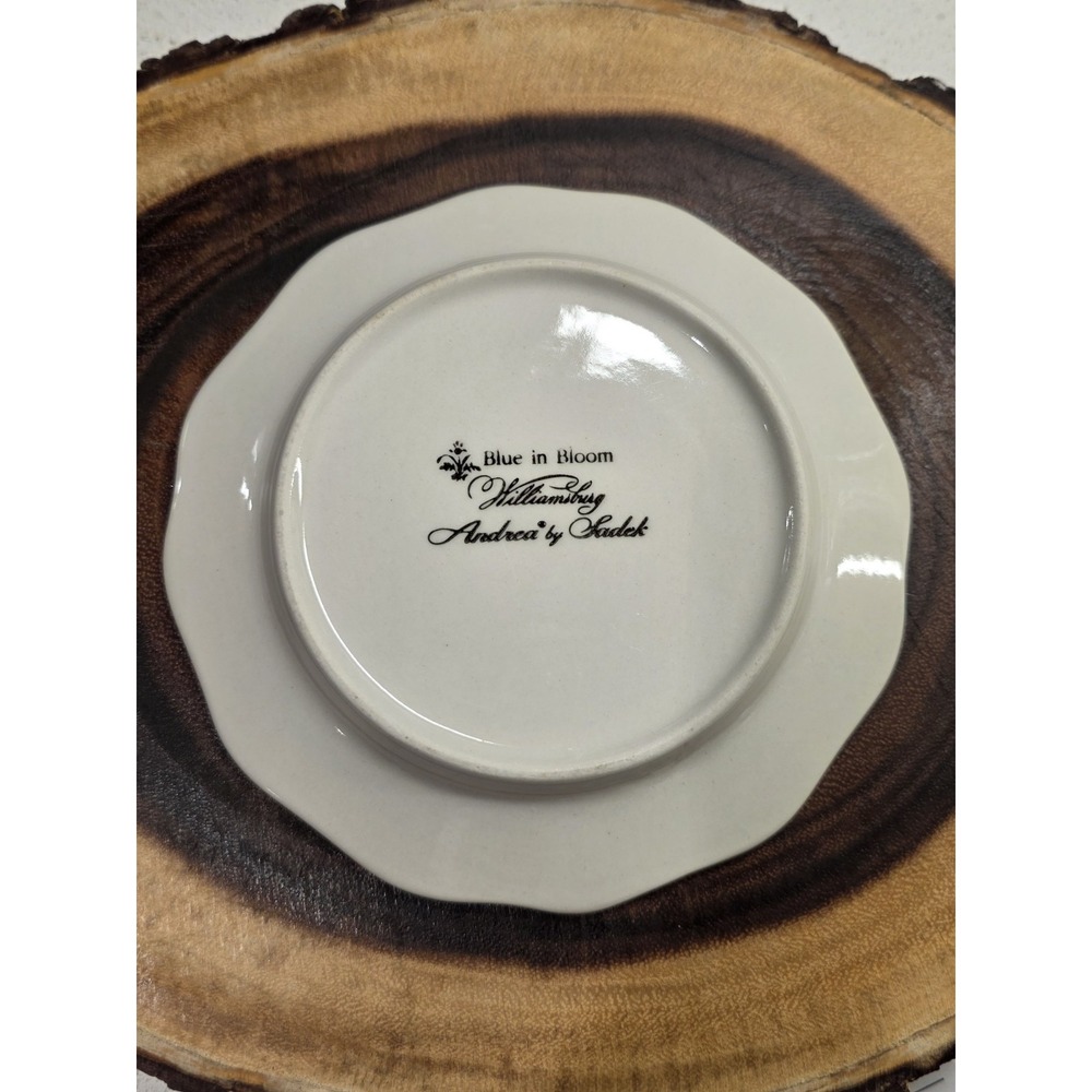 Blue in Bloom Williamsburg Dish Andrea Sadek Scalloped Florals - Picture 2 of 5